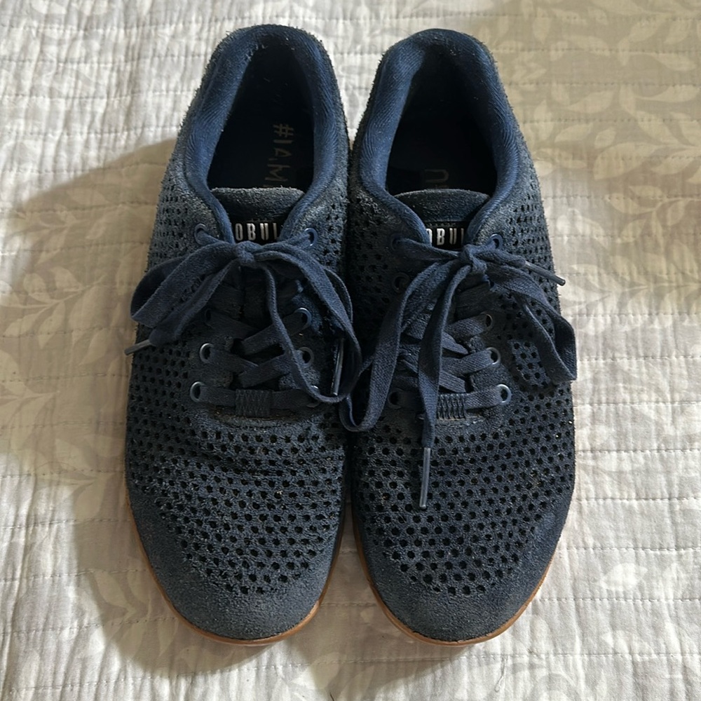 Nobull men’s workout shoes size 9.5. Suede/brushed leather upper.